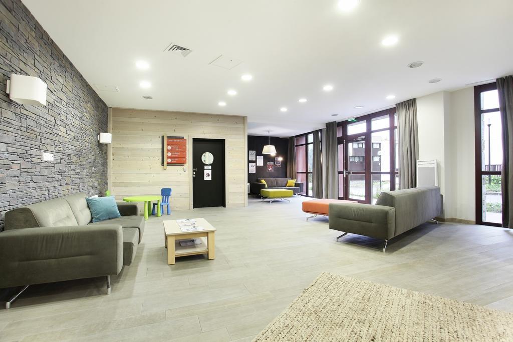 Residence Odalys Le Panoramic Флен Екстер'єр фото